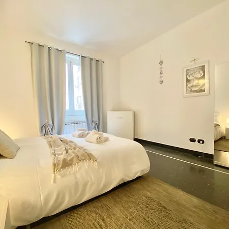 Ferienwohnung Casaviva - Comfy Bilo In Genova Porto Antico Exterior foto